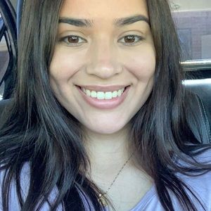 Meet your Posher, Liz